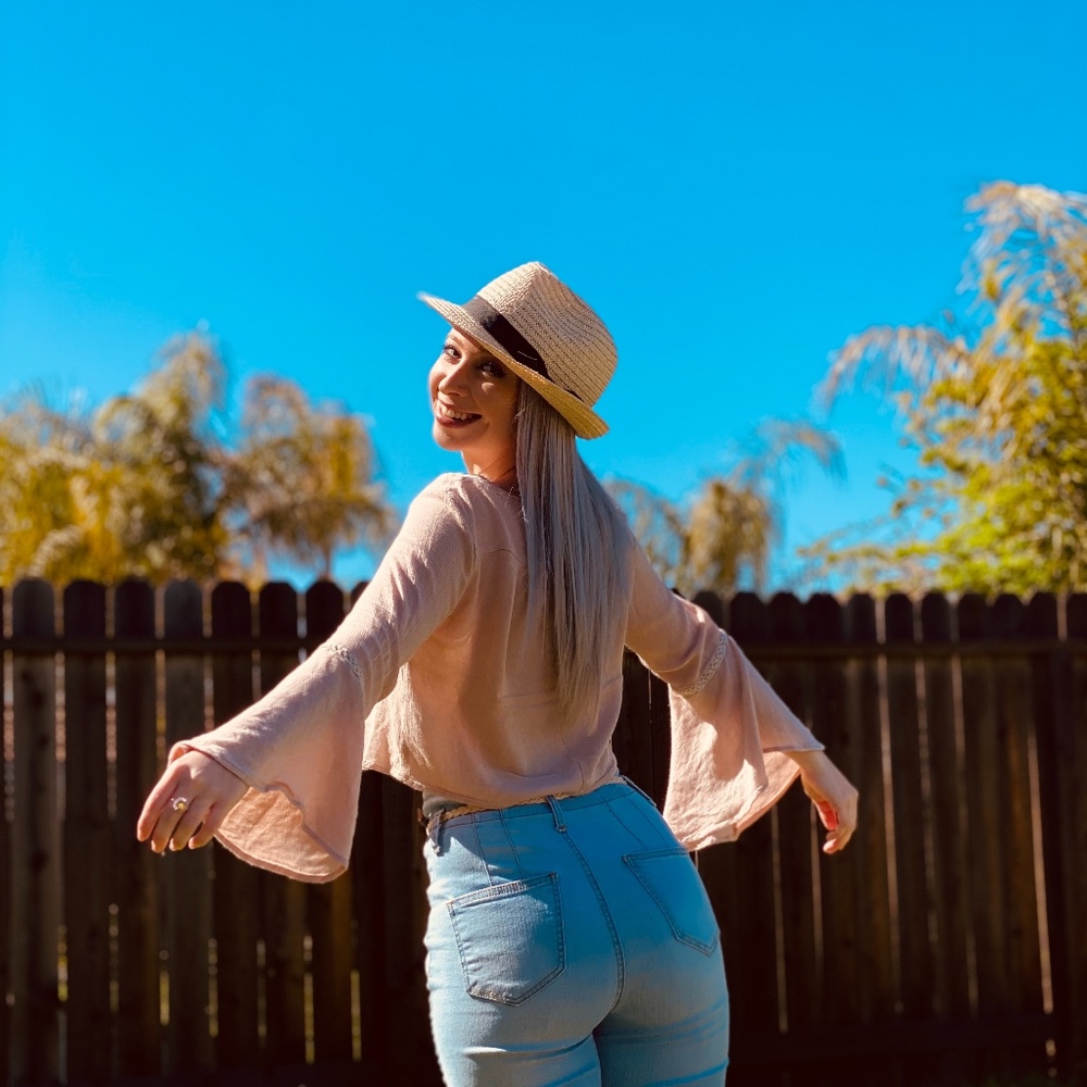 Meet your Posher, Andrea